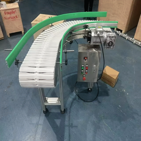 Flexible Fat Plastic Chain Conveyor Line System 90 Or180 Turn Classic Design for Versatile MaterialHandling ApplicationsConveyor