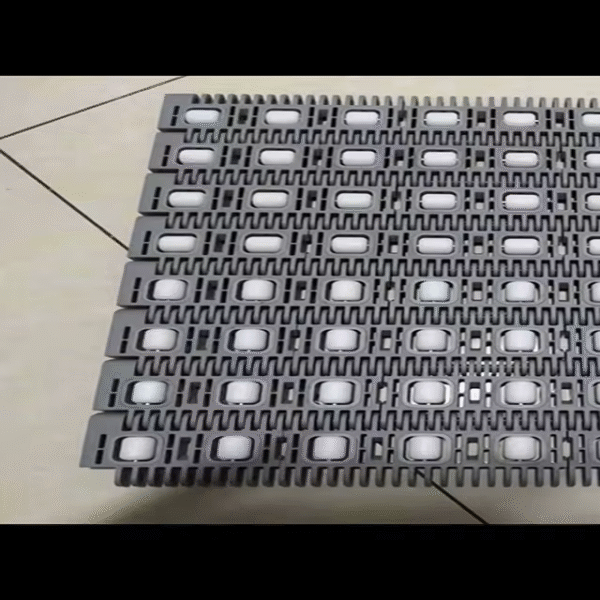 Logistics Industry Durable Plastic Roller Top Belt Heavy Transport 400 Series Ball Mesh Belt 400 Plastic Conveyor Chain Belt – Image 4