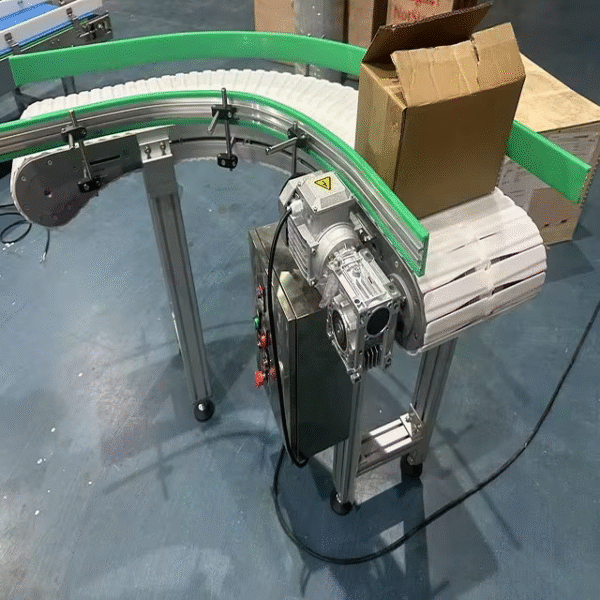 PlasticTable/Flat Top Chain Conveyor System Suitable for Curved Plate Chain Machine in the Food and Beverage Industry – Image 6