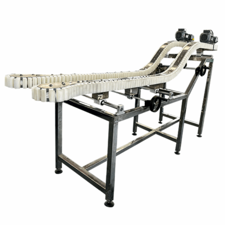 Stainless Steel Flexible Chain Bottle Gripper Conveyor / Side Grip Bottle Clamping Elevator for Beverage Production Line